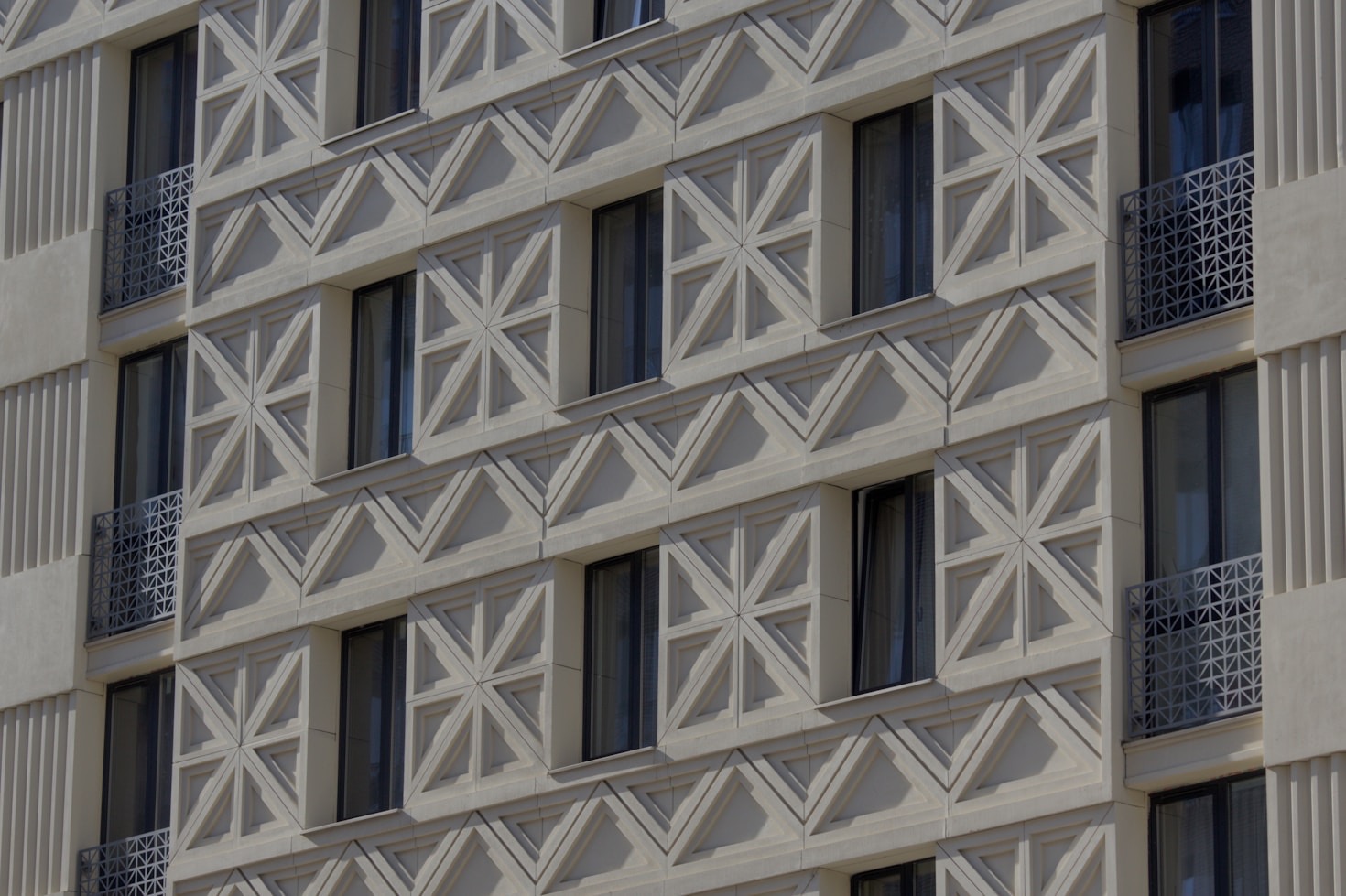 Innovative Concepts for Transforming Living Spaces